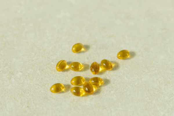 Quel est le meilleur complément alimentaire pour les cheveux ? Ce que la science dit vraiment