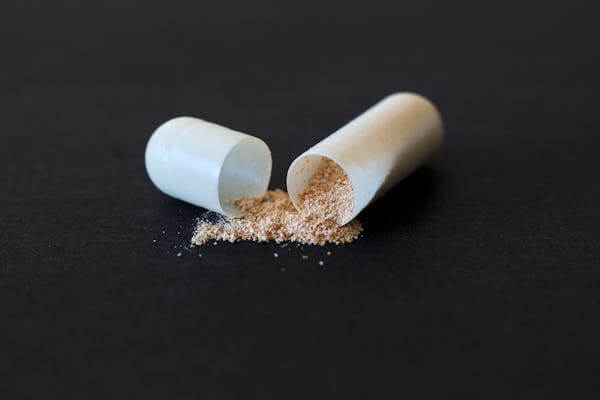 Les compléments alimentaires pour les yeux : ce que la science dit vraiment (et comment bien choisir)